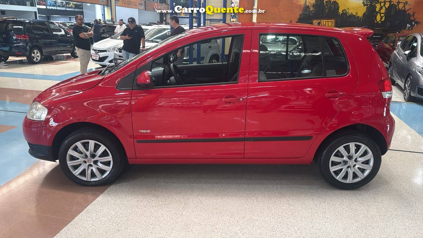 VOLKSWAGEN FOX 1.0 MI TREND 8V 2010 - Loja