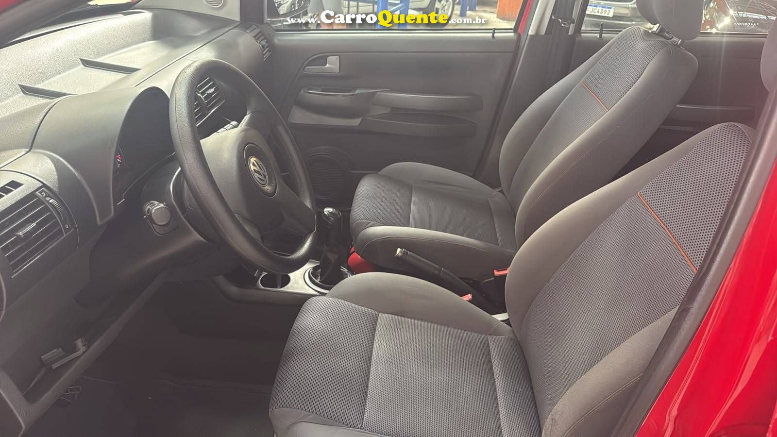 VOLKSWAGEN FOX 1.0 MI TREND 8V 2010 - Loja