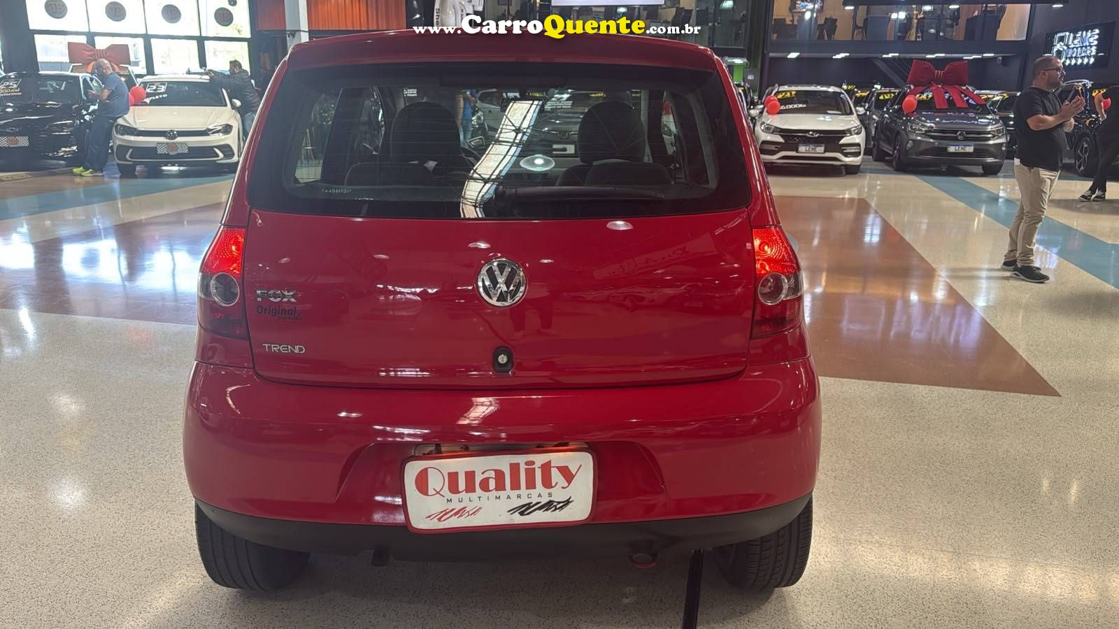 VOLKSWAGEN FOX 1.0 MI TREND 8V 2010 - Loja