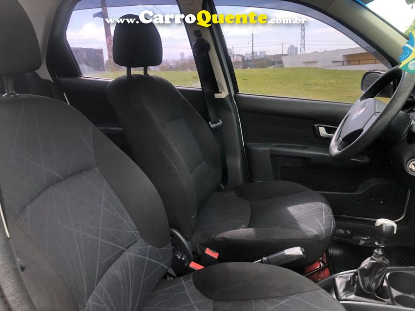 Fiat SIENA 1.4 MPI ELX 8V FLEX 4P MANUAL - Loja