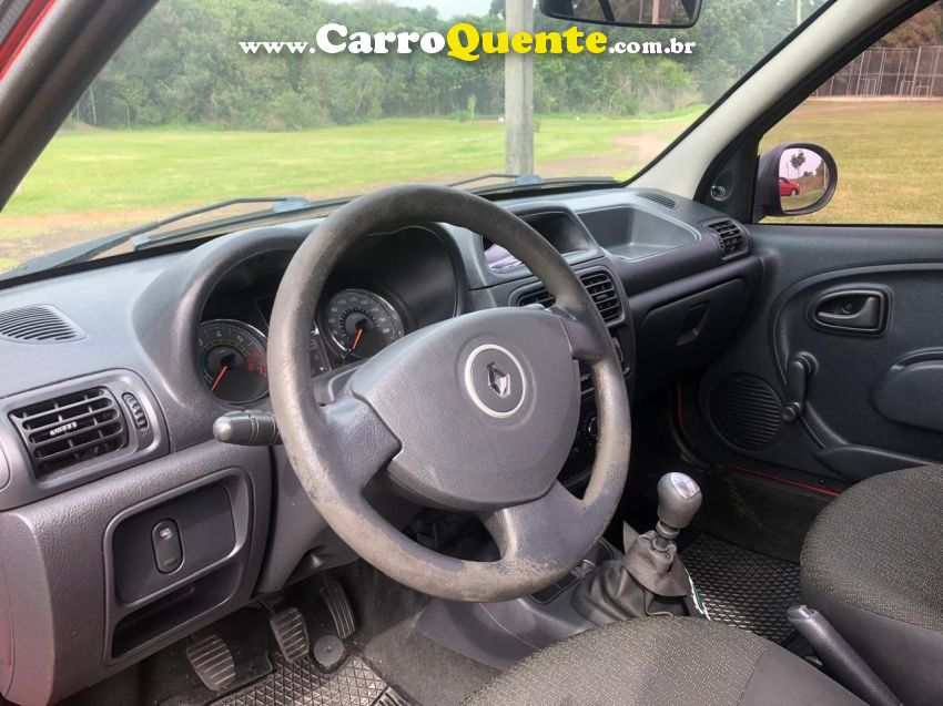 Renault CLIO 1.0 EXPRESSION 16V FLEX 4P MANUAL - Loja