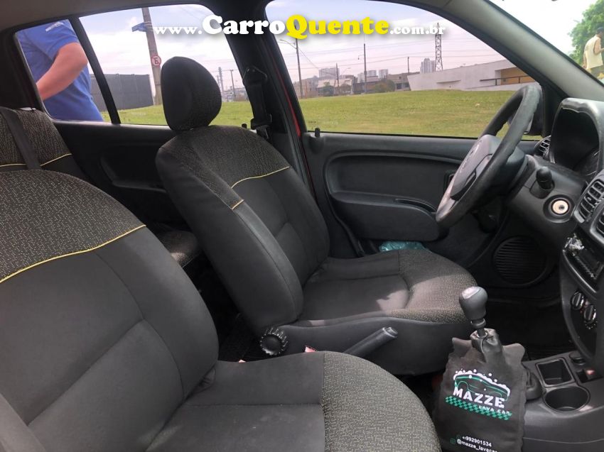 Renault CLIO 1.0 EXPRESSION 16V FLEX 4P MANUAL - Loja