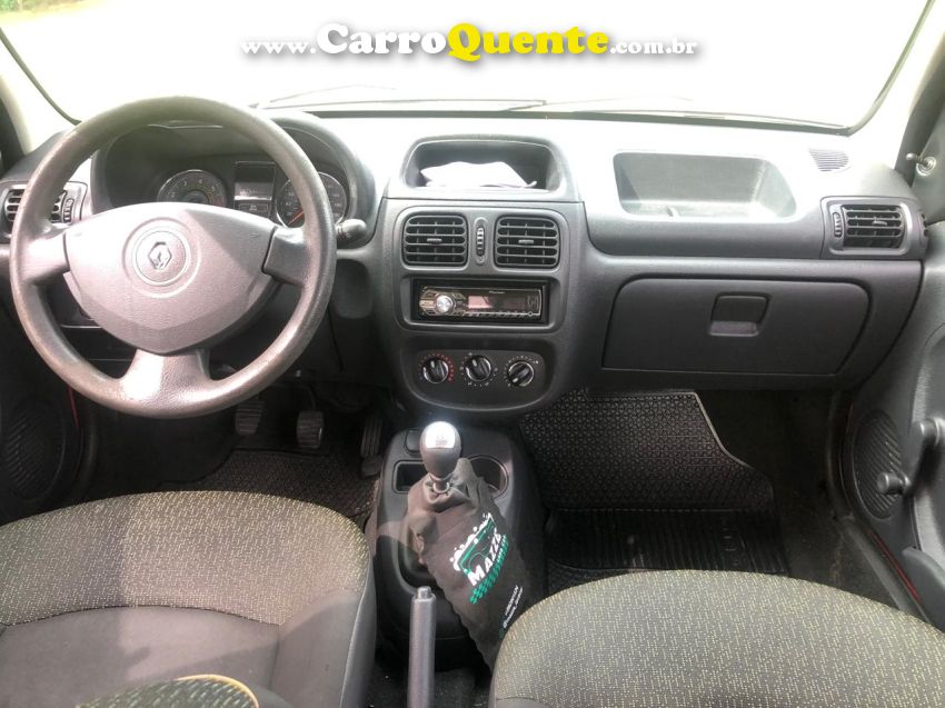 Renault CLIO 1.0 EXPRESSION 16V FLEX 4P MANUAL - Loja