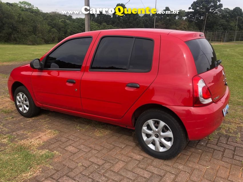 Renault CLIO 1.0 EXPRESSION 16V FLEX 4P MANUAL - Loja