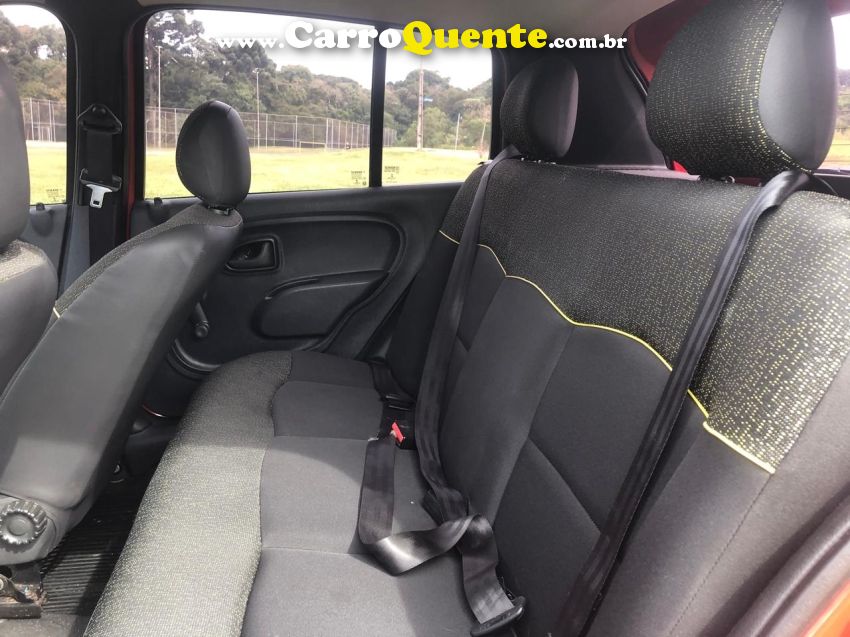Renault CLIO 1.0 EXPRESSION 16V FLEX 4P MANUAL - Loja