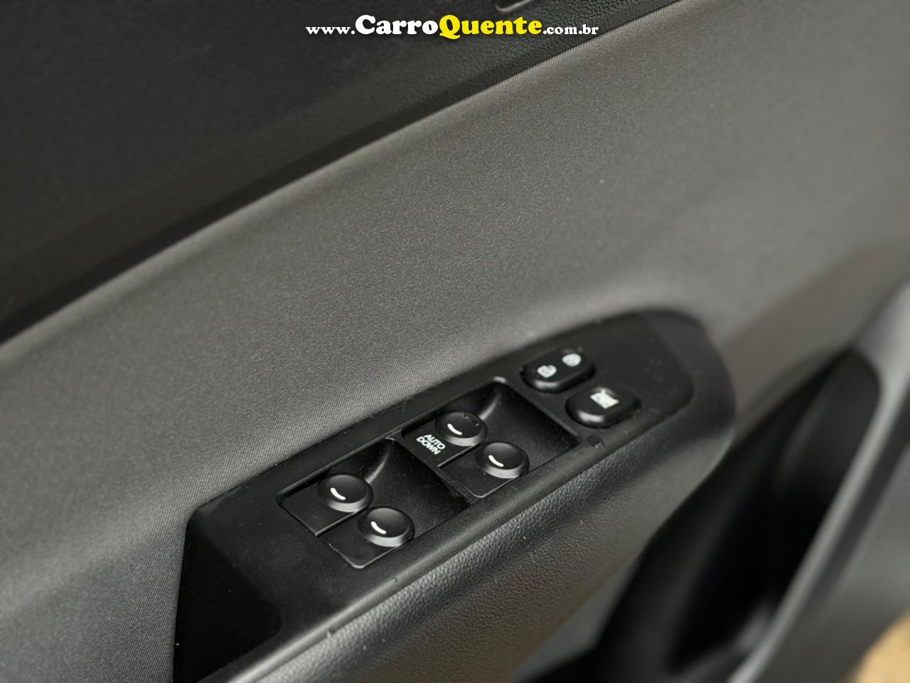 HYUNDAI HB20S 1.0 COMFORT PLUS 12V 2018 - Loja
