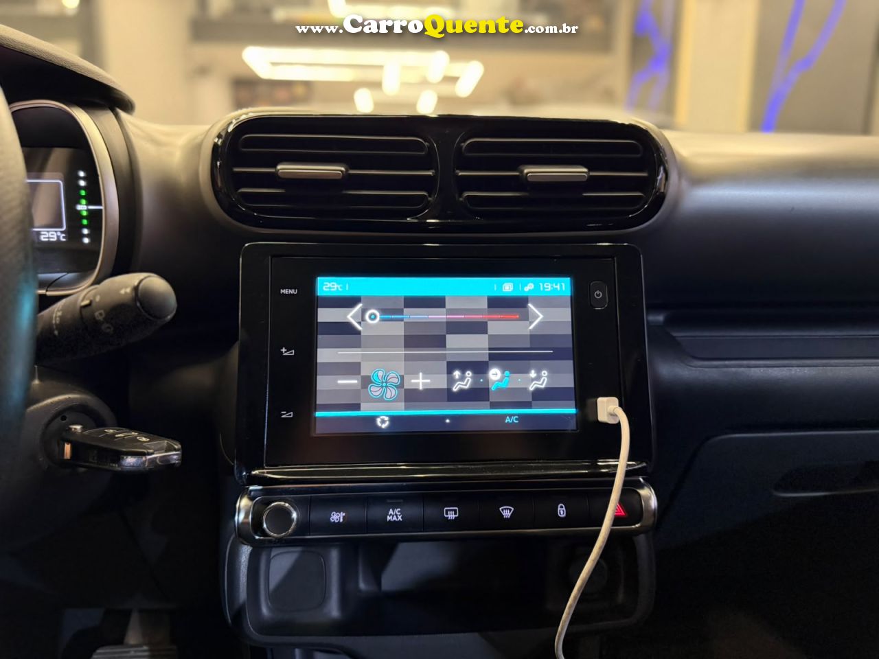 CITROEN C4 CACTUS 1.6 VTI 120 FEEL 2022 - Loja