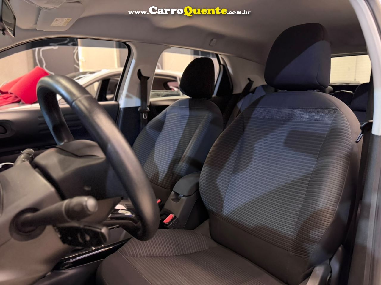 CITROEN C4 CACTUS 1.6 VTI 120 FEEL 2022 - Loja