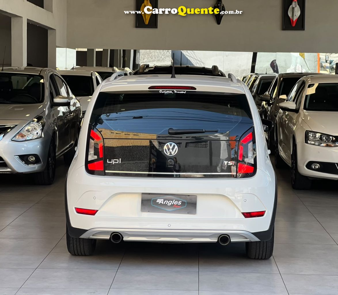 VOLKSWAGEN CROSS UP 1.0 TSI 12V 2018 - Loja
