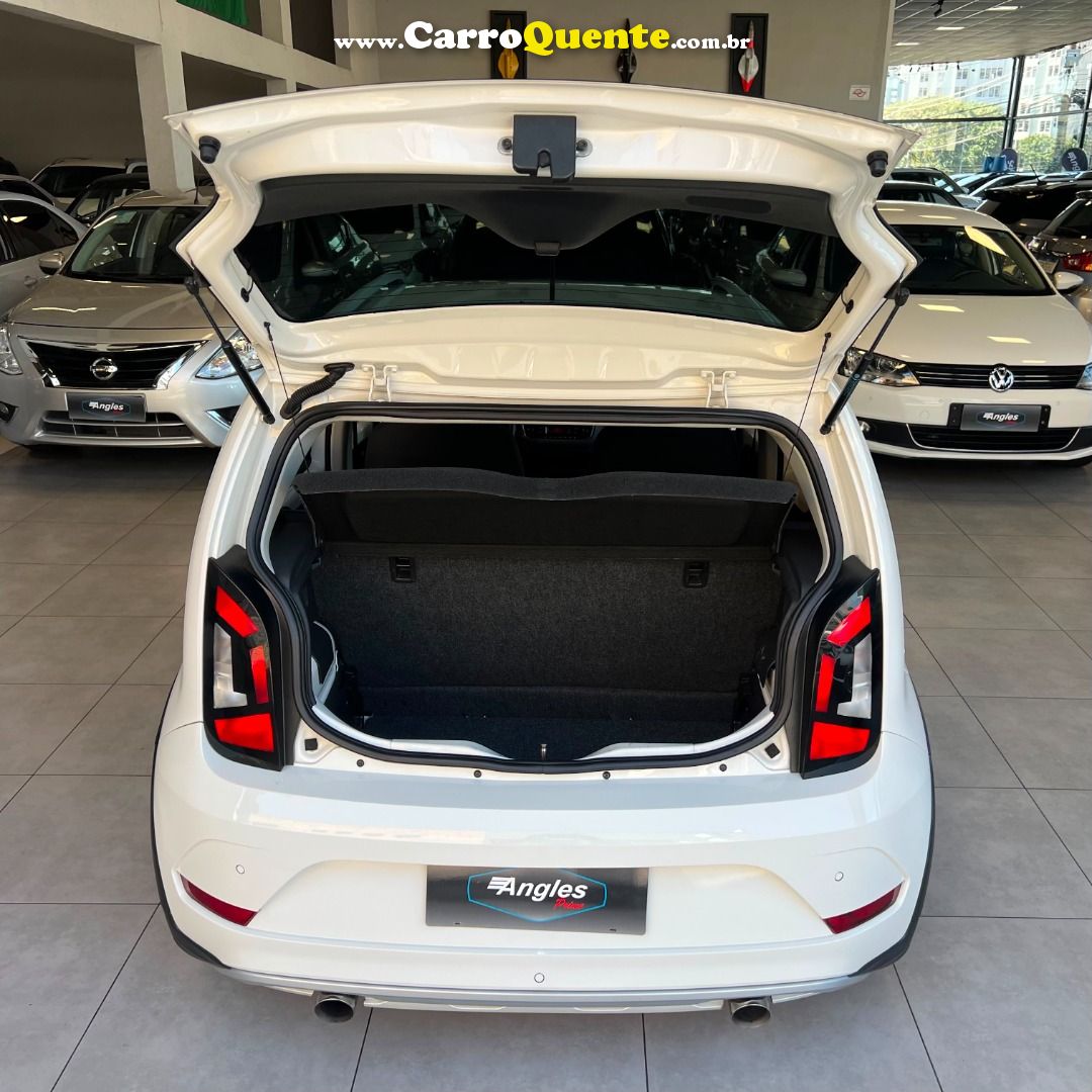 VOLKSWAGEN CROSS UP 1.0 TSI 12V 2018 - Loja