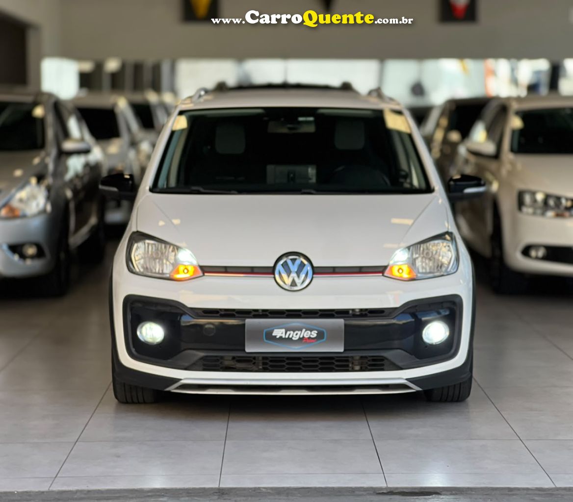 VOLKSWAGEN CROSS UP 1.0 TSI 12V 2018 - Loja