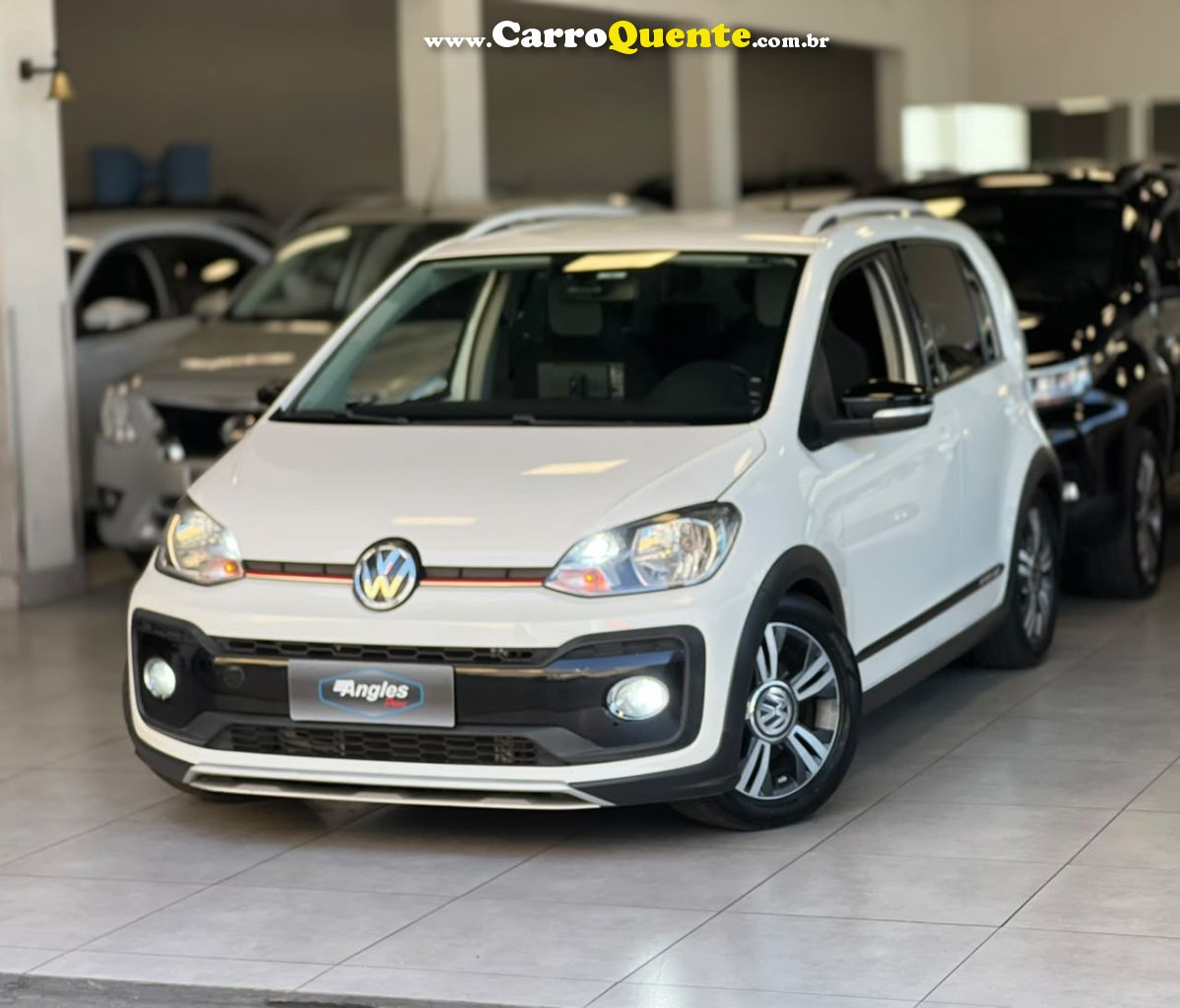 VOLKSWAGEN CROSS UP 1.0 TSI 12V 2018 - Loja