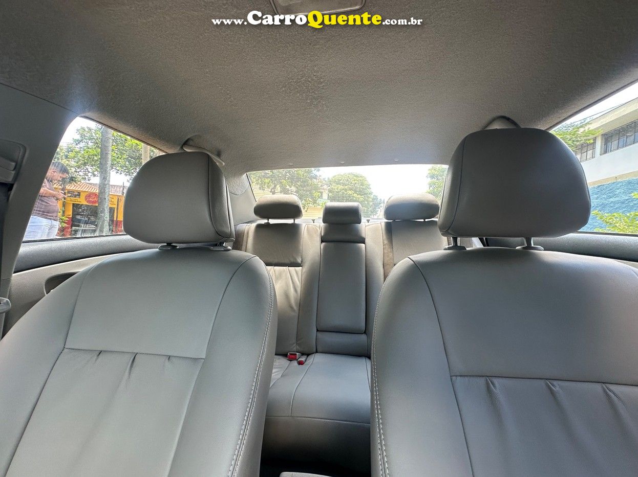 TOYOTA COROLLA 2014 - Loja