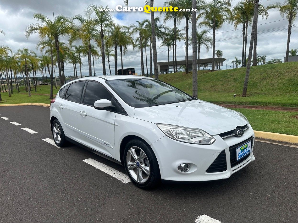 FORD FOCUS 2015 - Loja