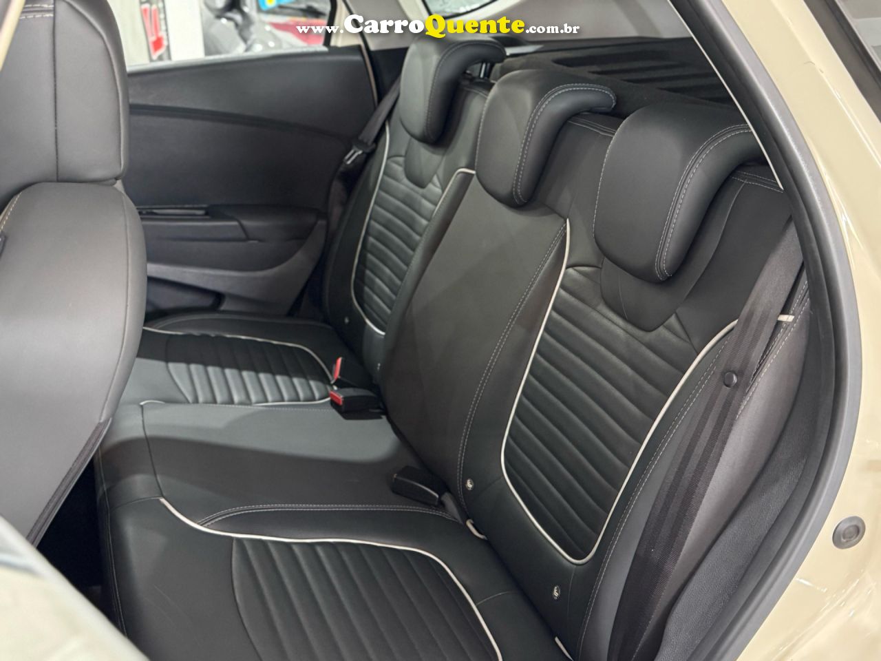 RENAULT CAPTUR 2.0 16V INTENSE 2018 - Loja
