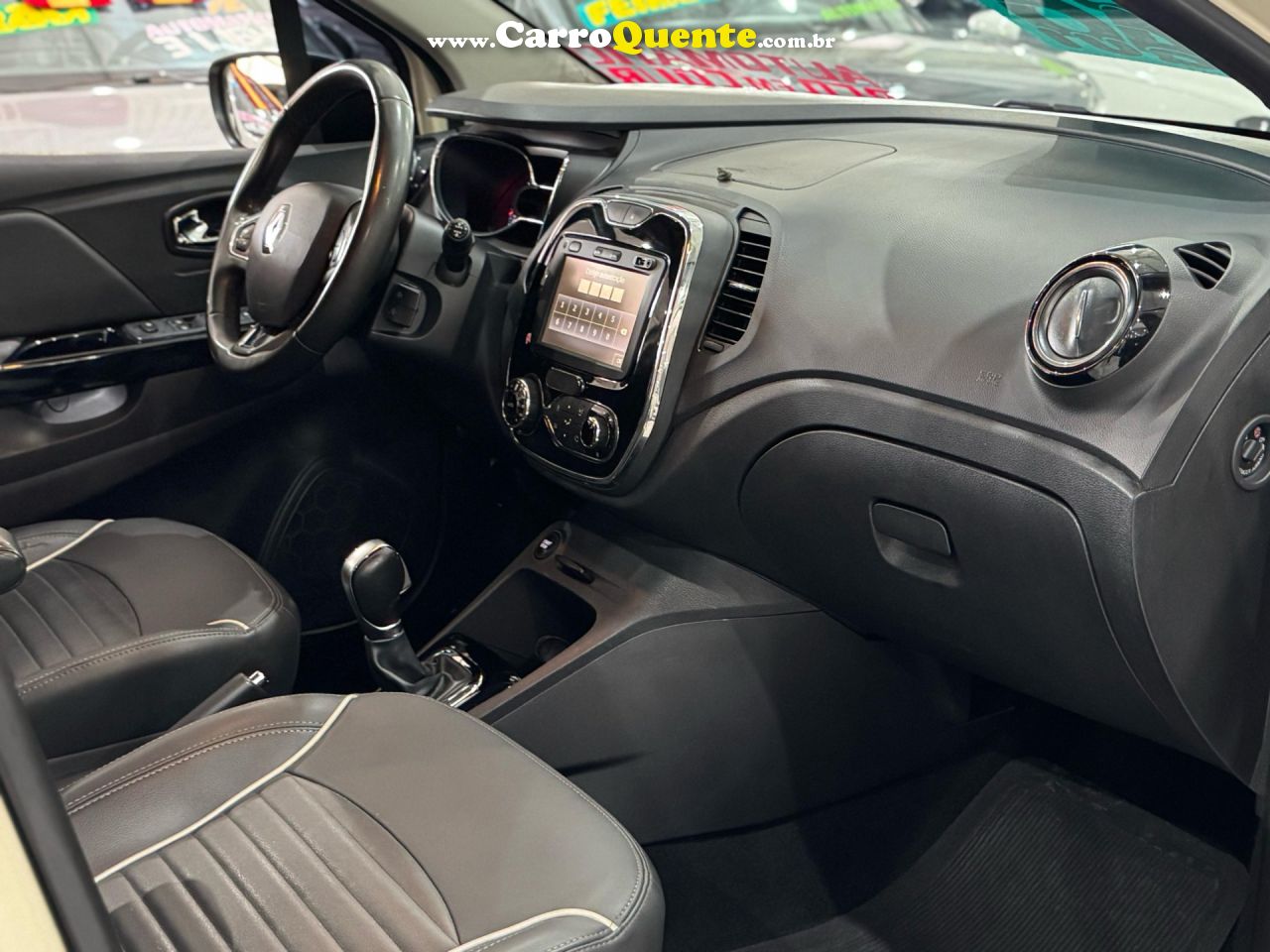 RENAULT CAPTUR 2.0 16V INTENSE 2018 - Loja