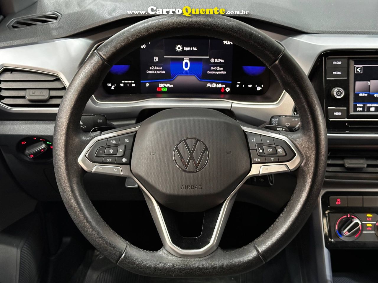 VOLKSWAGEN T-CROSS 1.0 200 TSI TOTAL 2023 - Loja