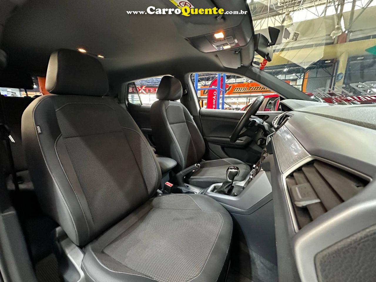 VOLKSWAGEN T-CROSS 1.0 200 TSI TOTAL 2023 - Loja