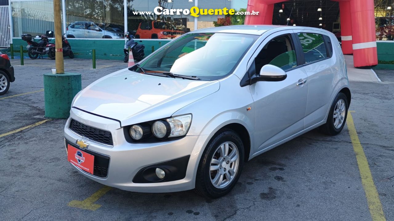 CHEVROLET   SONIC HB LT 1.6 16V FLEXPOWER 5P MEC.   PRATA 2013 1.6 FLEX - Loja