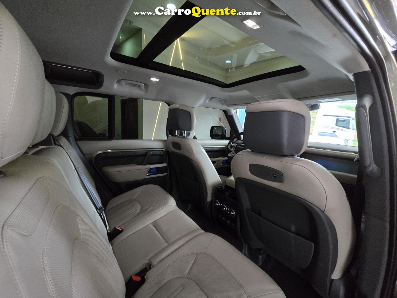 LAND ROVER   DEFENDER 110 2.0 TURBO HSE SI4 AUT.   VERDE 2020 2.0 GASOLINA - Loja