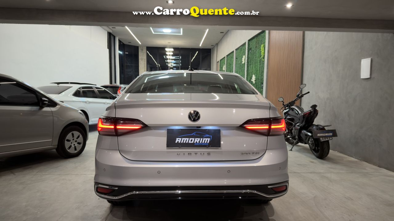 VOLKSWAGEN   VIRTUS COMFORT. 200 TSI 1.0 FLEX 12V AUT   PRATA 2023 1.0 FLEX - Loja