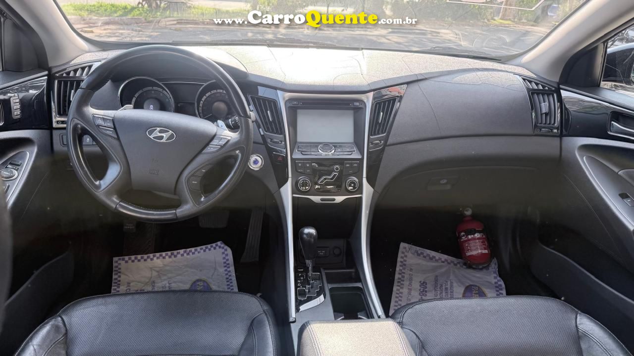 HYUNDAI   SONATA 2.4 16V 182CV 4P AUT.   PRETO 2012 2.4 GASOLINA - Loja