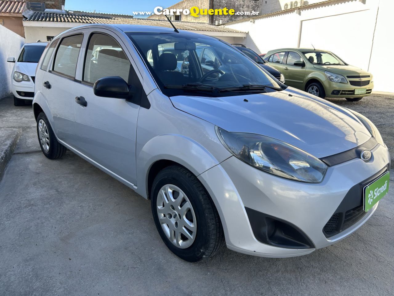FORD   FIESTA 1.0 8V FLEXCLASS 1.0 8V FLEX 5P   PRATA 2013 1.0 FLEX - Loja