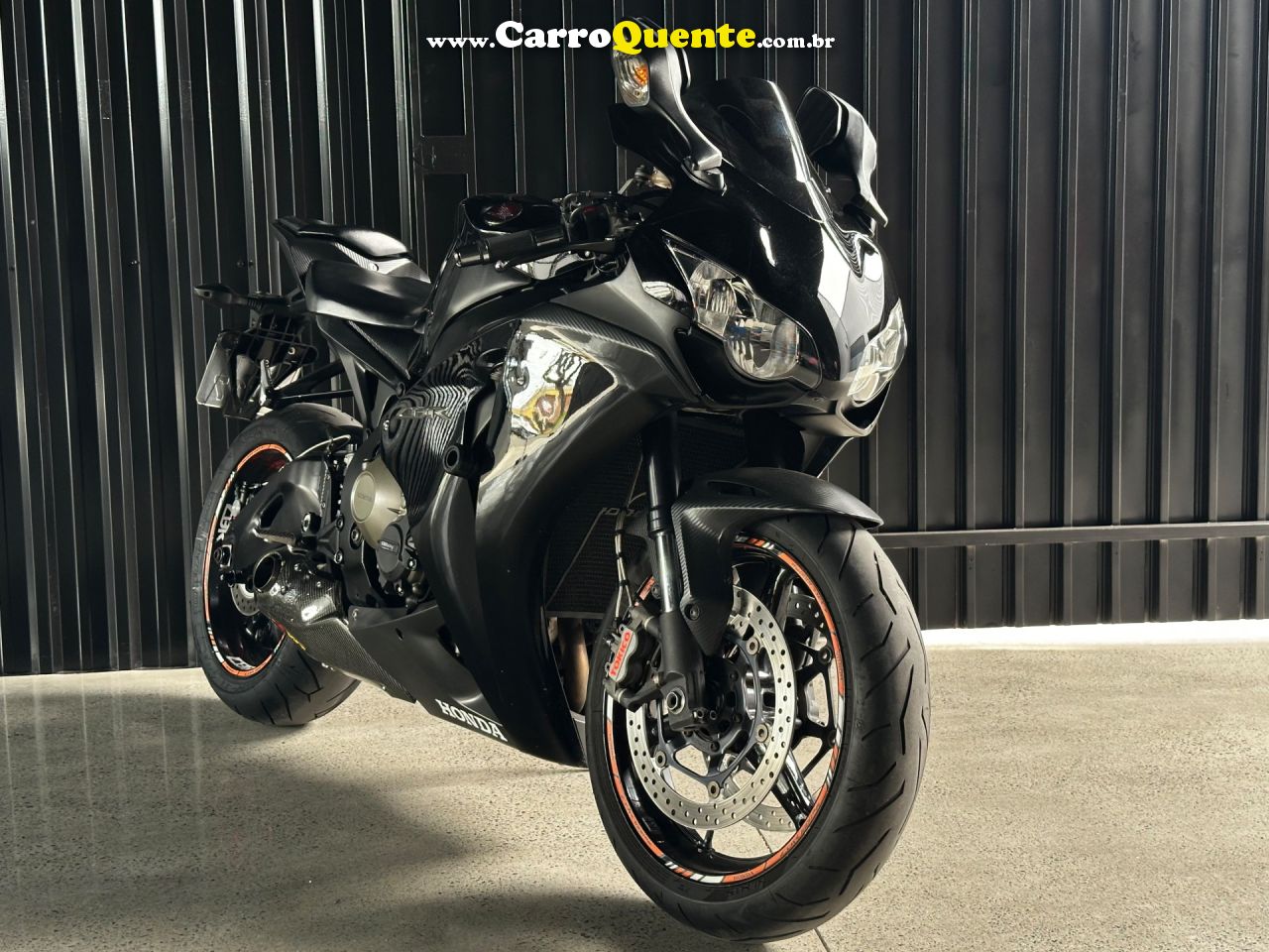 HONDA   CBR 1000 RR FIREBLADE   PRETO 2008 1000 GASOLINA - Loja