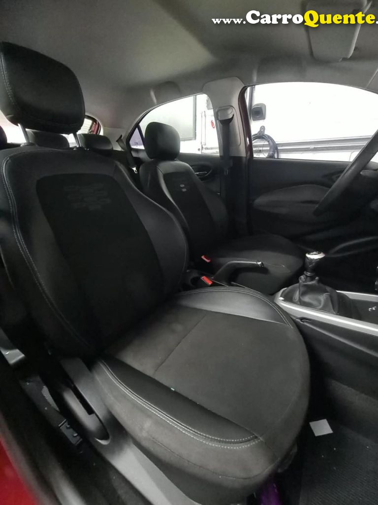 VOLKSWAGEN   T-CROSS 200 TSI 1.0  FLEX 12V 5P AUT.   BRANCO 2025 1.0 FLEX - Loja