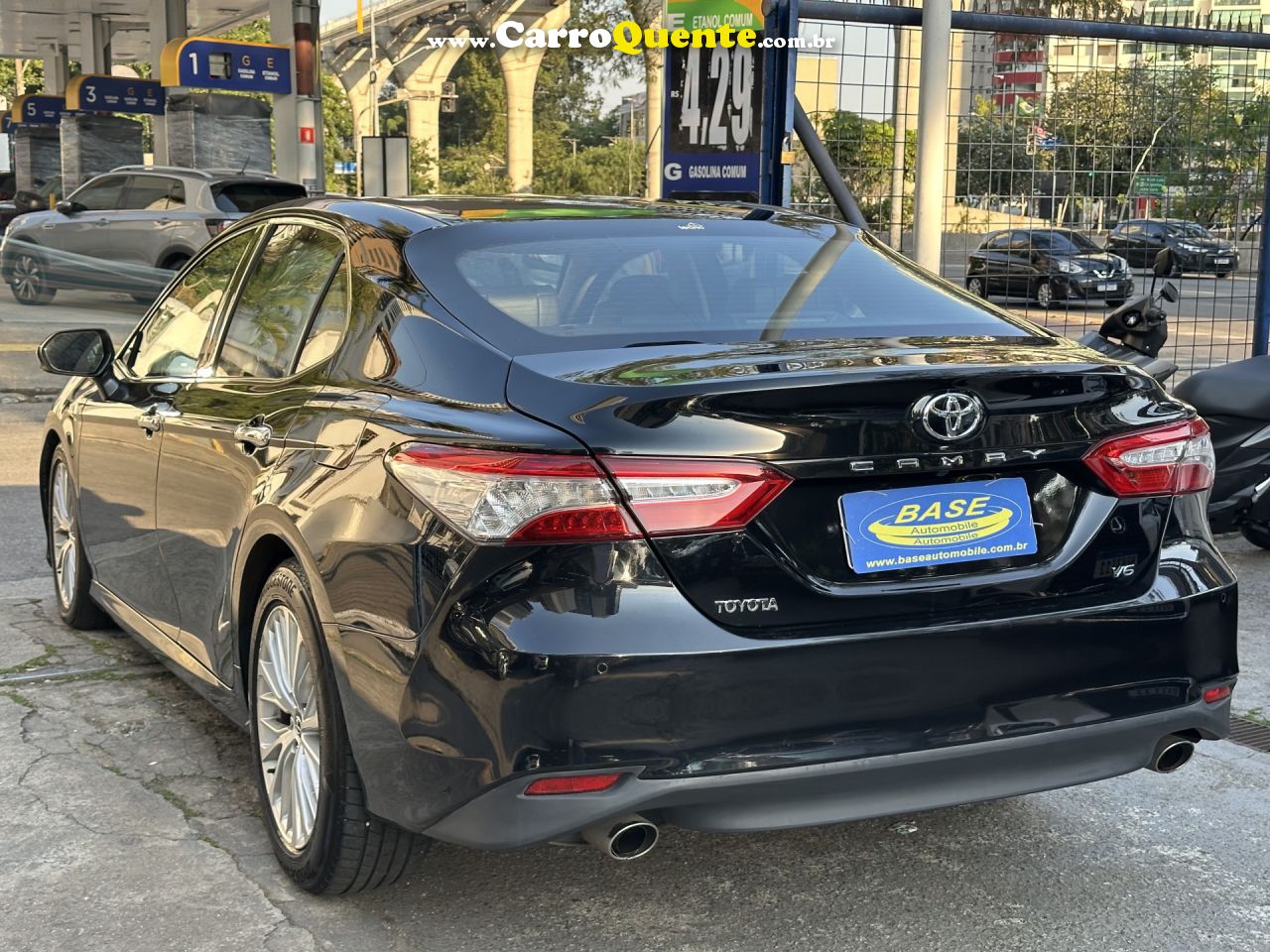 TOYOTA   CAMRY XLE 3.5 24V AUT.   PRETO 2018 3.5 V6 GASOLINA - Loja