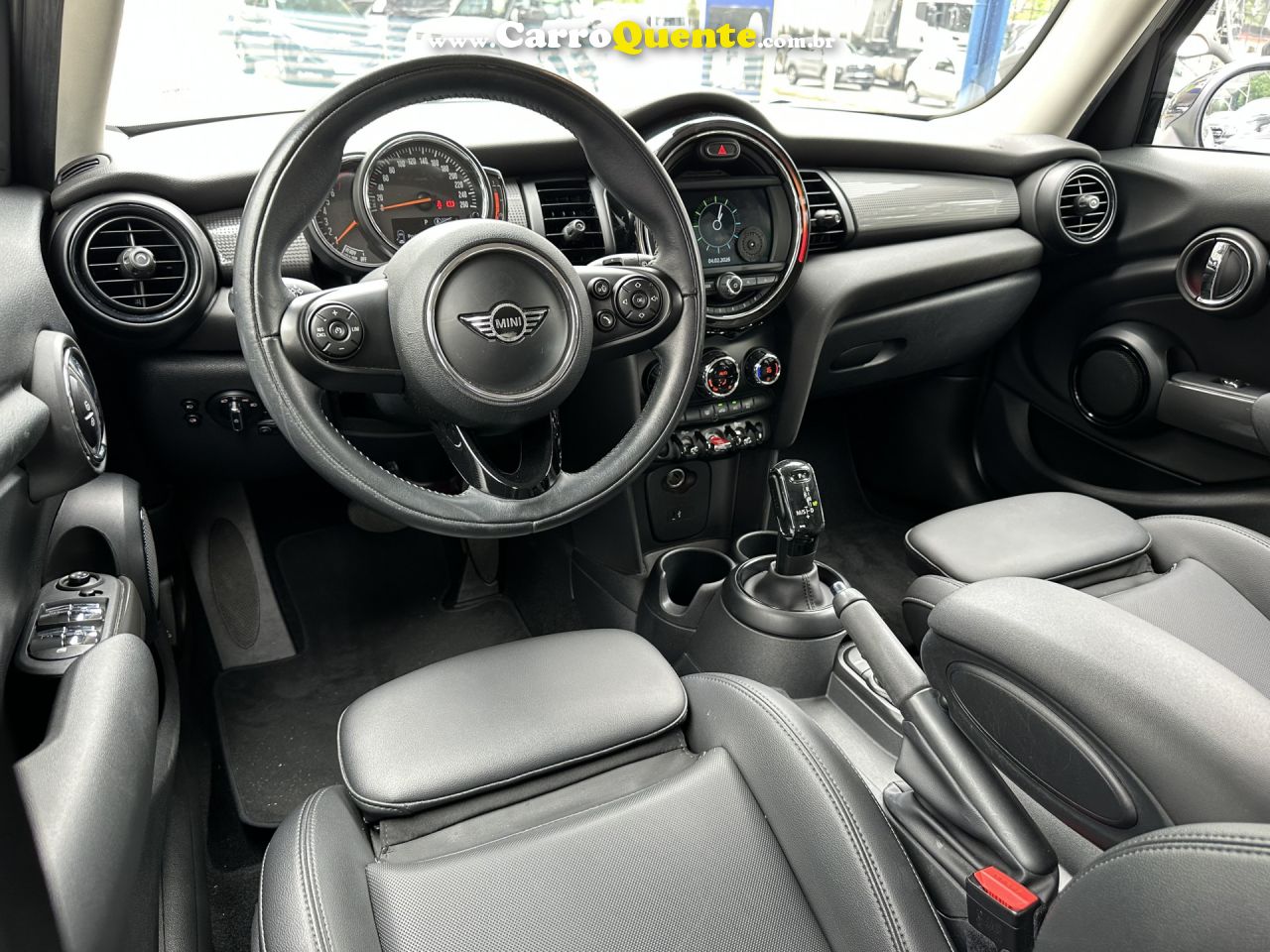 MINI   COOPER 1.5 TURBO 12V 5P AUT.   CINZA 2019 1.5 T GASOLINA - Loja