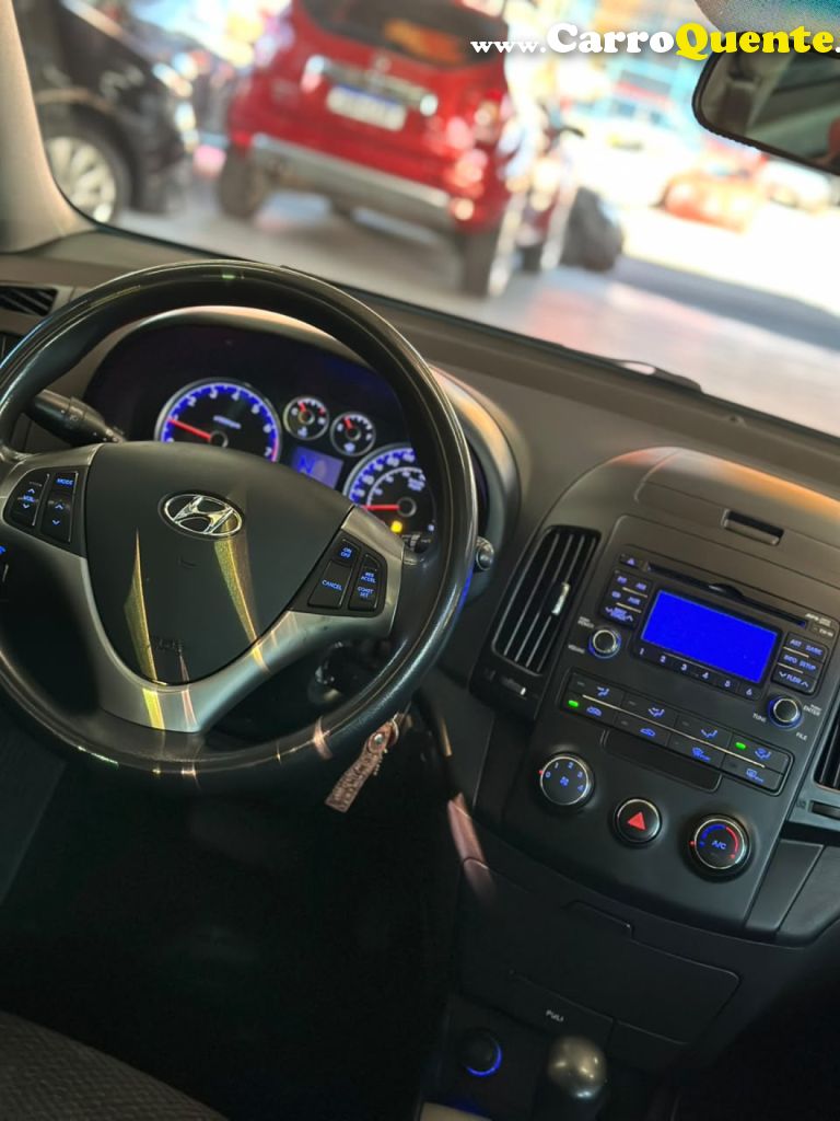 HYUNDAI   I30 2.0 16V 145CV 5P AUT.   PRETO 2012 2.0 GASOLINA - Loja