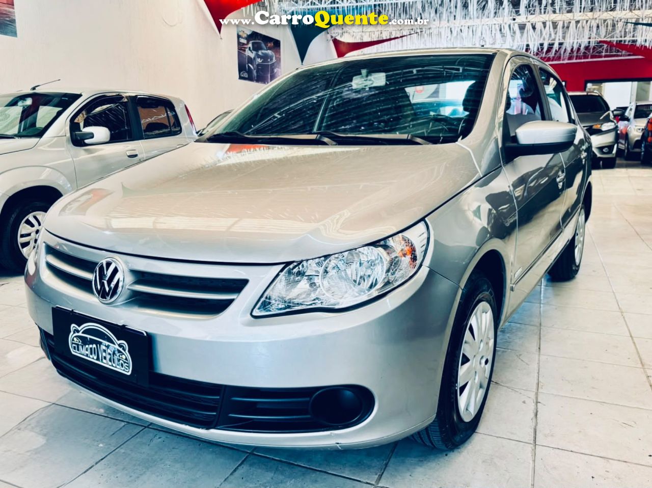 VOLKSWAGEN   VOYAGE 1.01.0 CITY MI TOTAL FLEX 8V 4P   PRATA 2012 1.0 FLEX - Loja