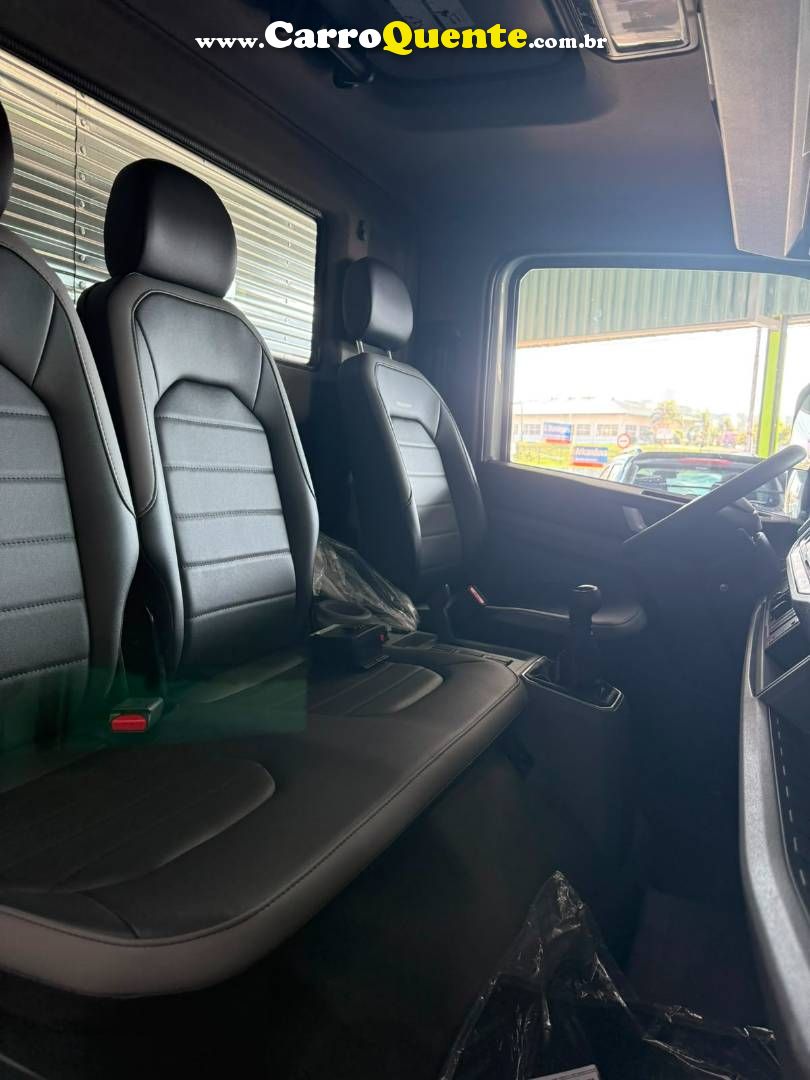VOLKSWAGEN VW 11.180 2027 - Loja