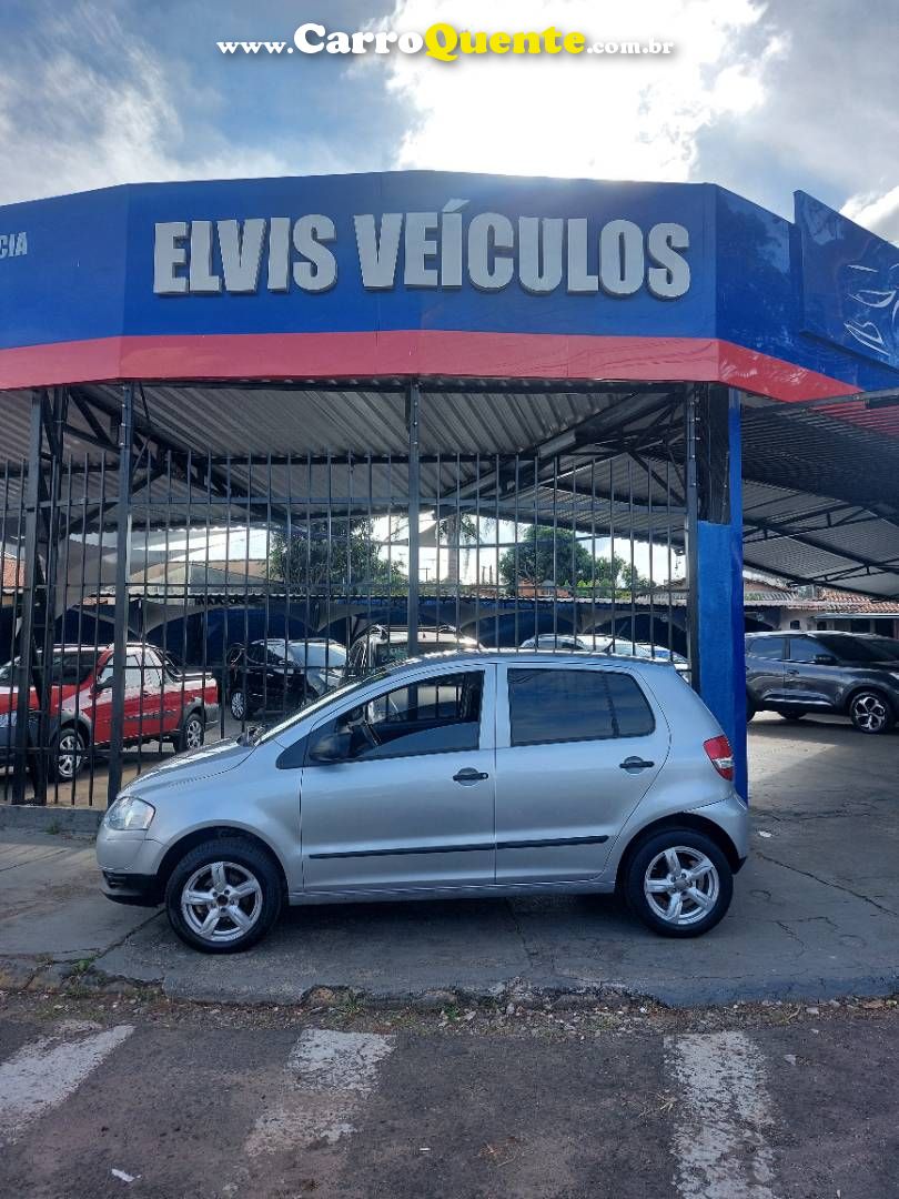 VOLKSWAGEN FOX 1.0 MI 8V 2010 - Loja
