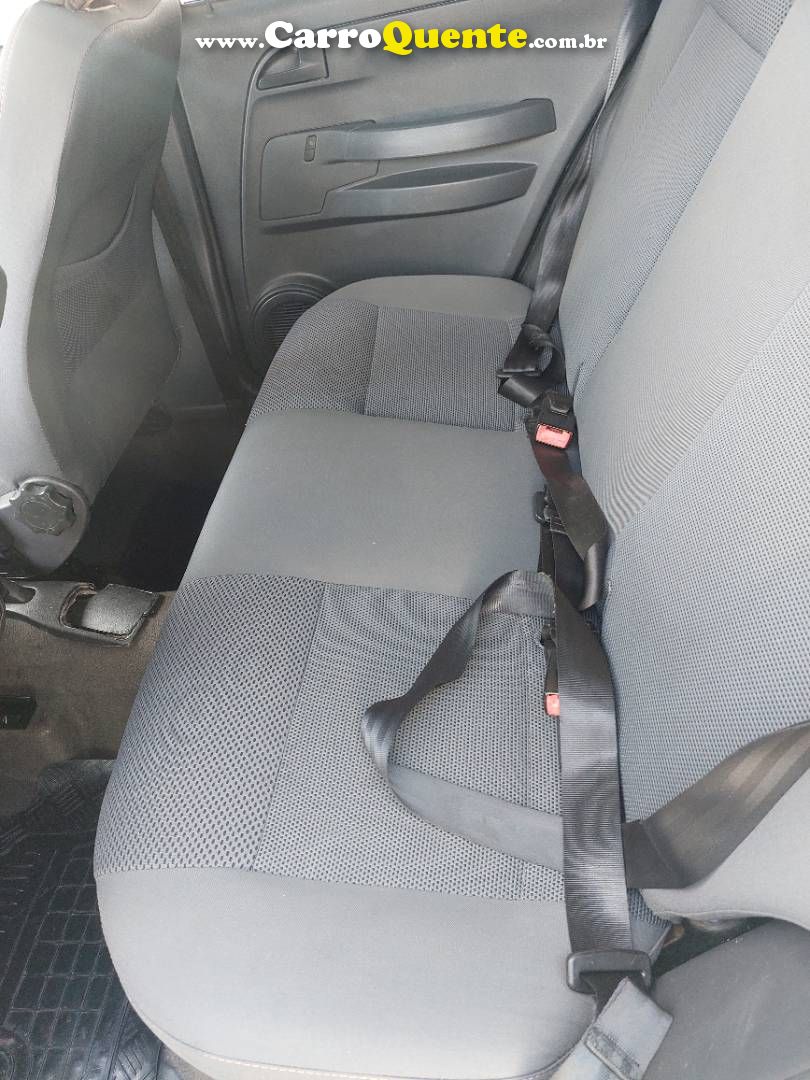VOLKSWAGEN FOX 1.0 MI 8V 2010 - Loja