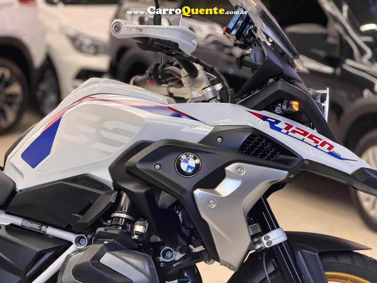 BMW R 1250 GS ADVENTURE PREMIUM RALLYE 2024 - Loja
