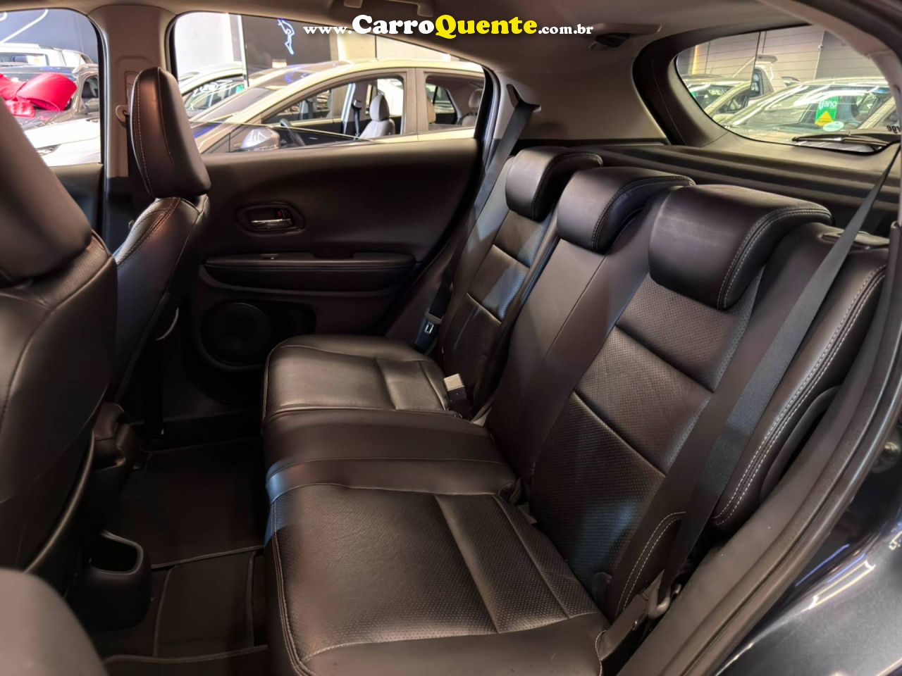 HONDA HR-V 1.8 16V EX 2019 - Loja