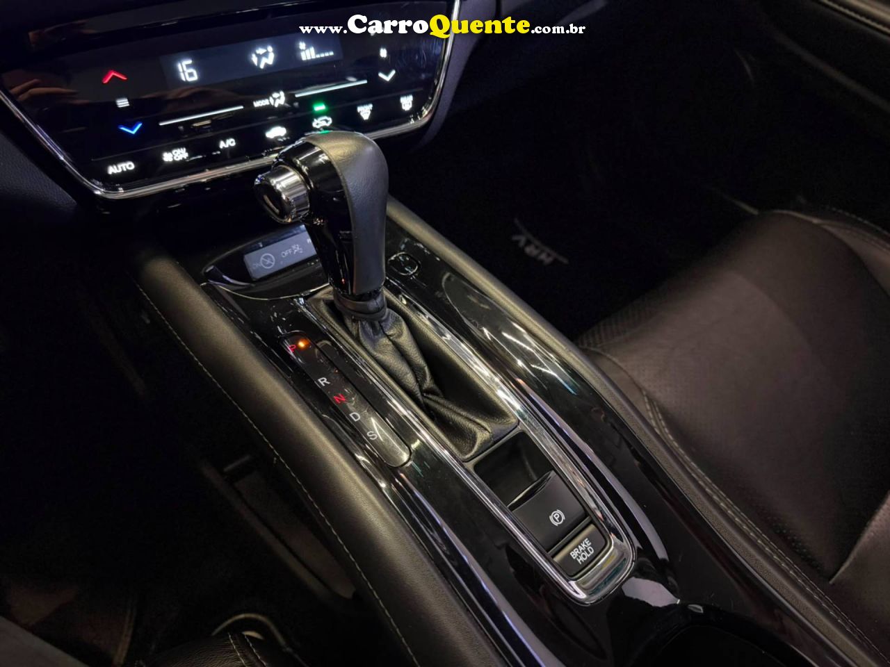 HONDA HR-V 1.8 16V EX 2019 - Loja