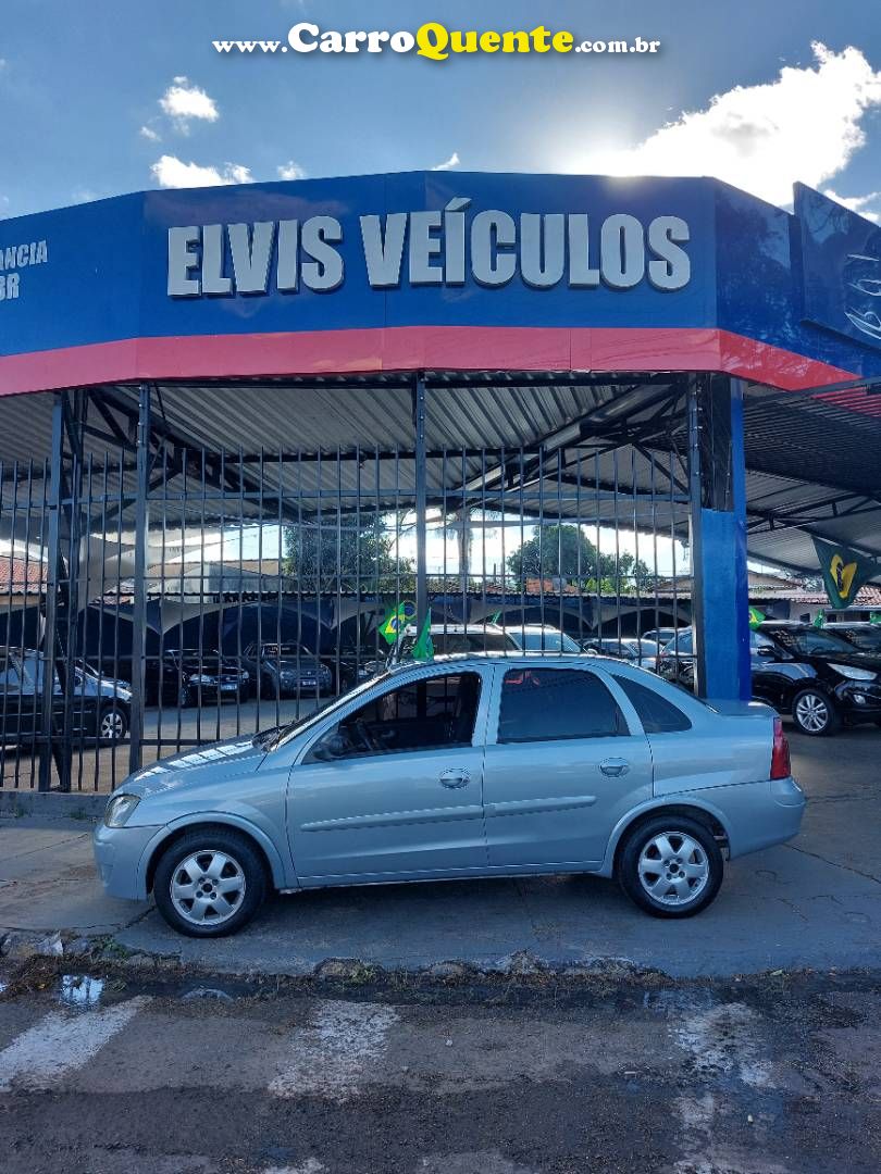 CHEVROLET CORSA 1.4 MPFI PREMIUM SEDAN 8V 2011 - Loja