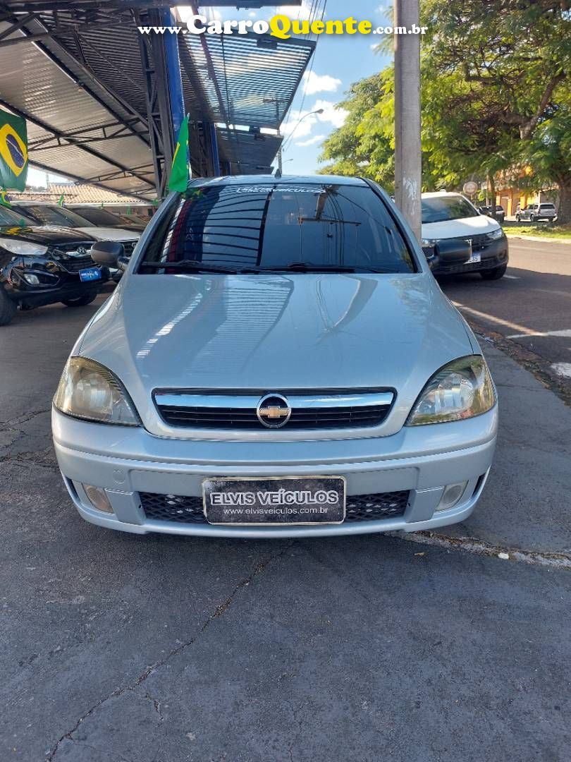 CHEVROLET CORSA 1.4 MPFI PREMIUM SEDAN 8V 2011 - Loja