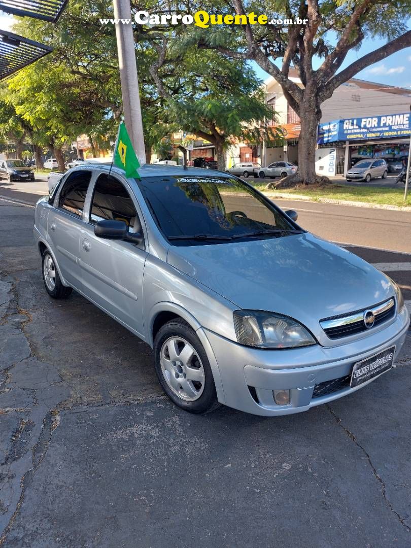 CHEVROLET CORSA 1.4 MPFI PREMIUM SEDAN 8V 2011 - Loja