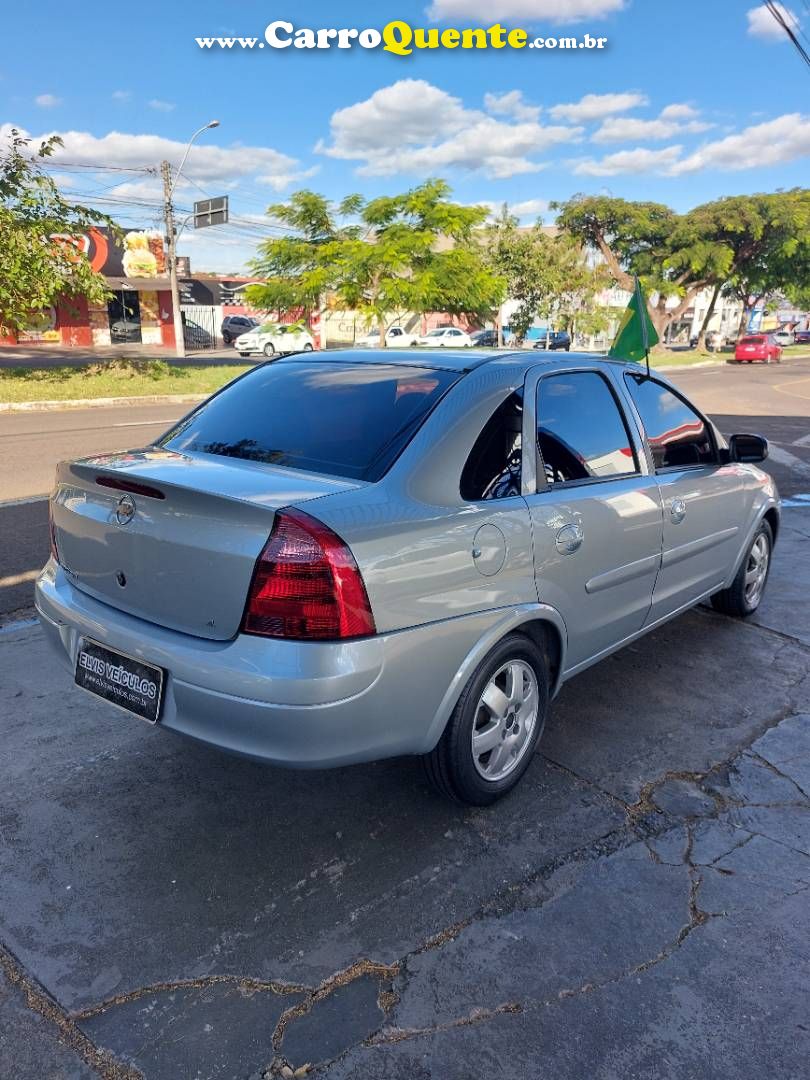 CHEVROLET CORSA 1.4 MPFI PREMIUM SEDAN 8V 2011 - Loja