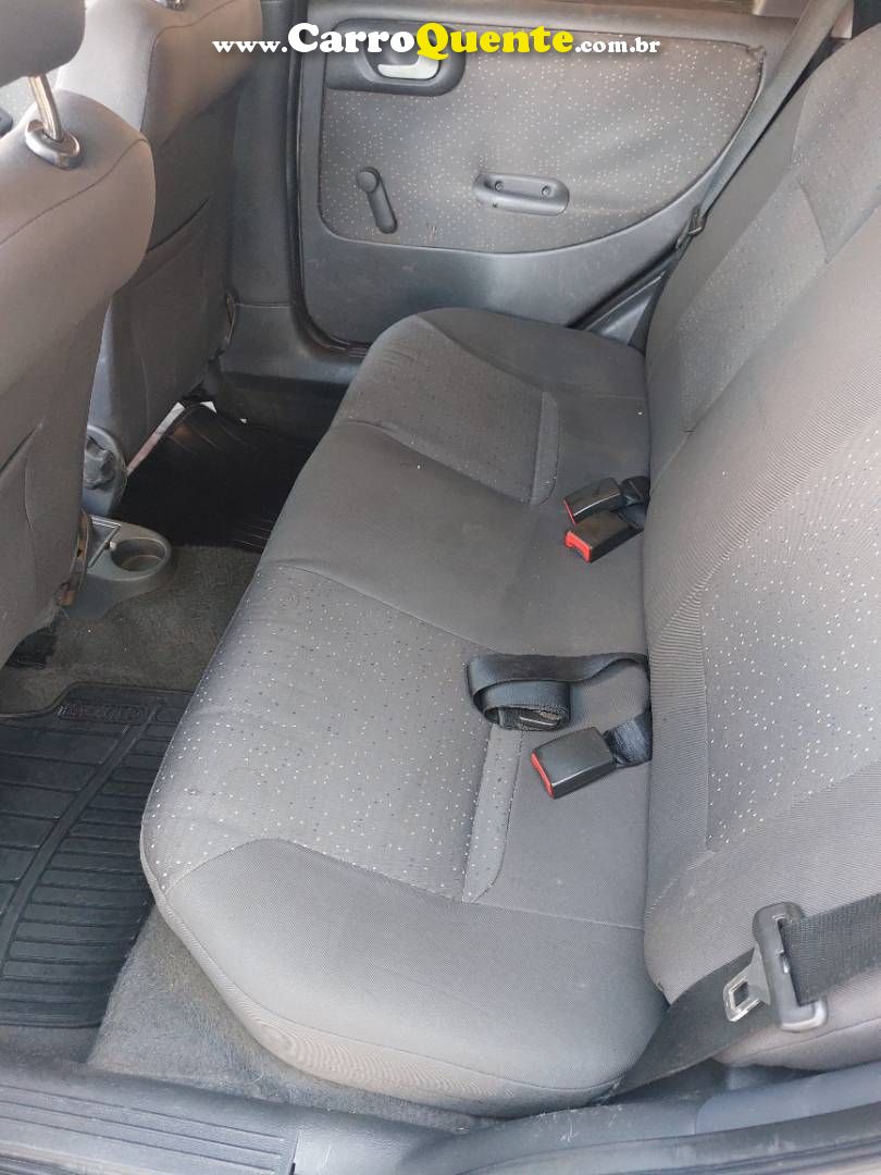 CHEVROLET CORSA 1.4 MPFI PREMIUM SEDAN 8V 2011 - Loja