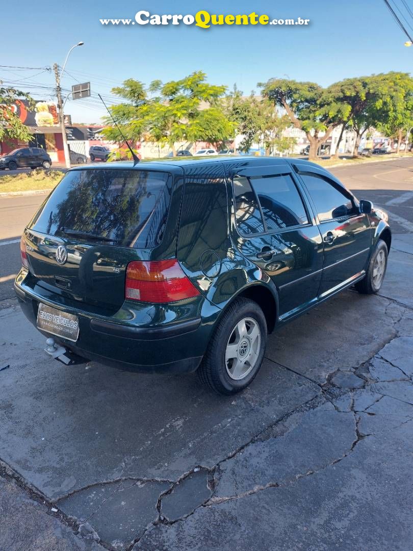 VOLKSWAGEN GOLF 1.6 MI 8V 2001 - Loja