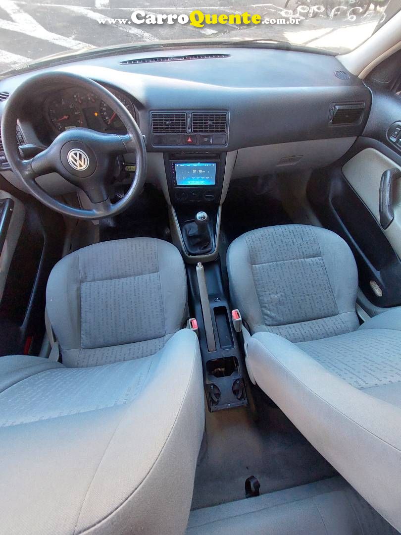 VOLKSWAGEN GOLF 1.6 MI 8V 2001 - Loja