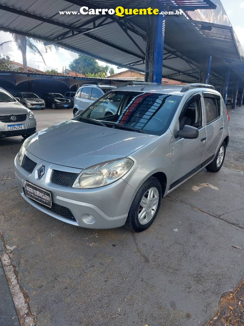RENAULT SANDERO 1.6 EXPRESSION 8V 2010 - Loja