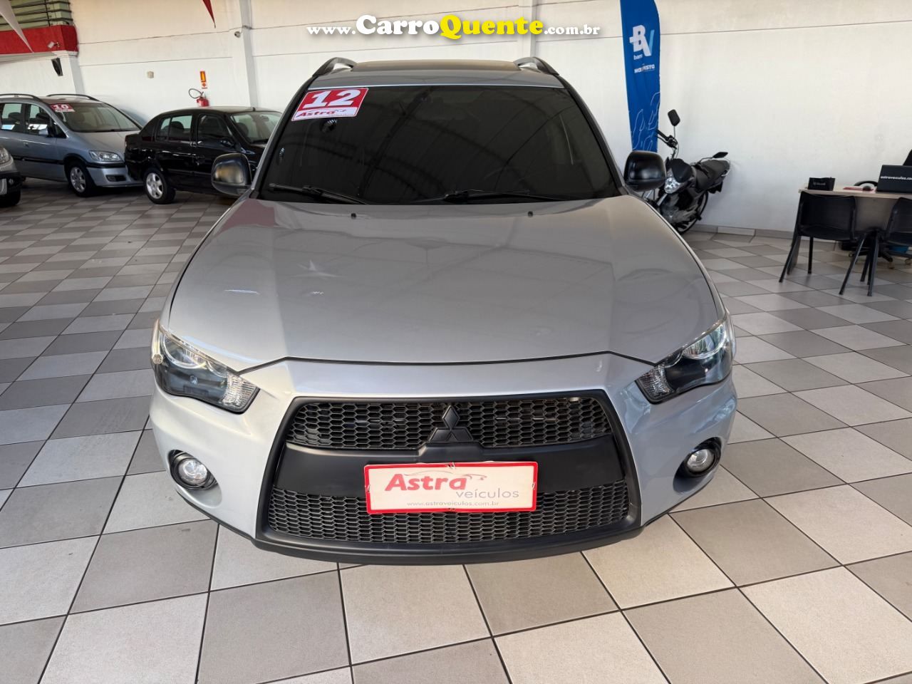Outlander 2.0  5L CVT 2012/2011 Mitsubishi - Loja