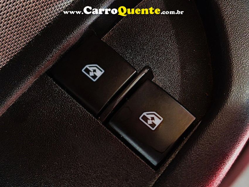 Chevrolet ONIX 1.0 MPFI LT 8V FLEX 4P MANUAL - Loja