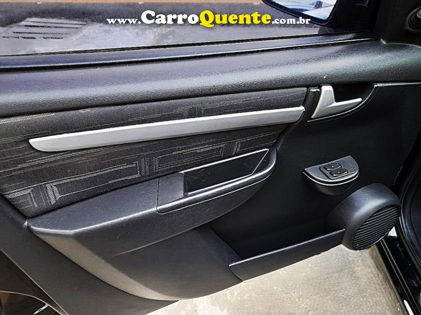 Chevrolet PRISMA 1.4 MPFI MAXX 8V FLEX 4P MANUAL - Loja